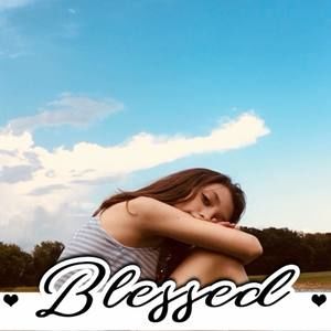 Meet your Posher, Gracie